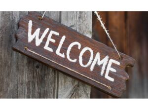 Elegant Home Decor Welcome Sign in Rich Wood Finish
